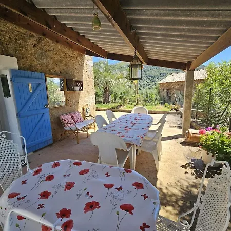 La Maisonnette , 2 Personnes, Charming Cottage, 4 Km From The Beaches Дом отдыха