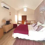 بيت للعطل La Maisonnette , 2 Personnes, Charming Cottage, 4 Km From The Beaches