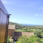 La Maisonnette , 2 Personnes, Charming Cottage, 4 Km From The Beaches بيت للعطل *