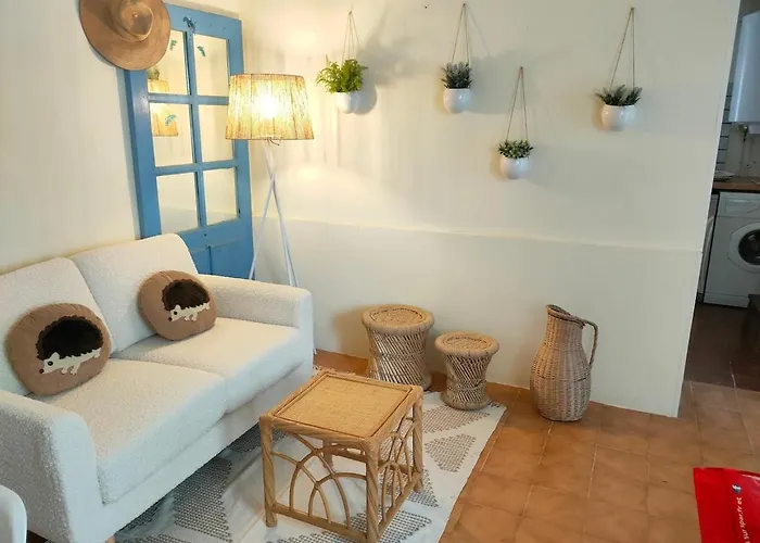 Ferienhaus La Maisonnette , 2 Personnes, Charming Cottage, 4 Km From The Beaches *