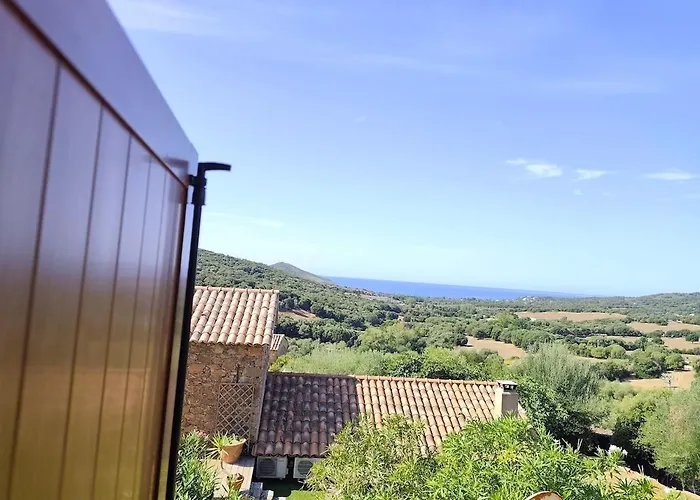 La Maisonnette , 2 Personnes, Charming Cottage, 4 Km From The Beaches Ferienhaus *